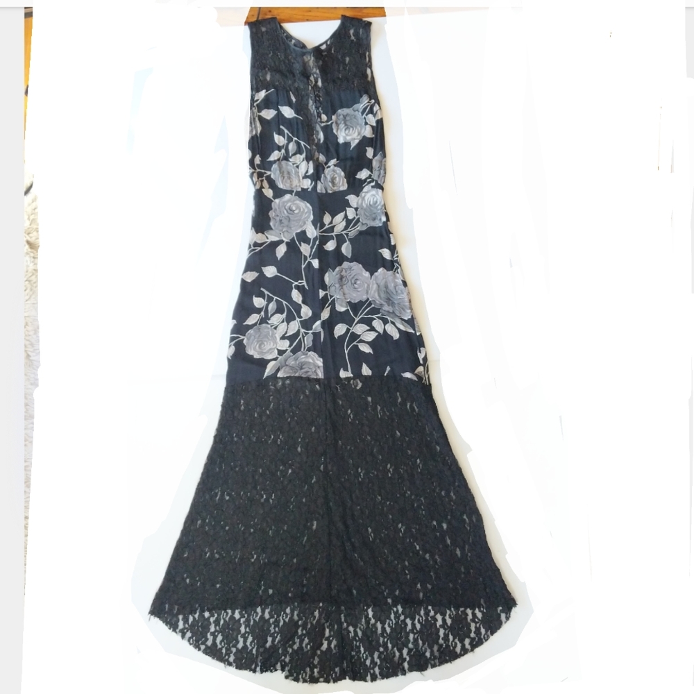 RARE Reformation floral lace maxi dress size xs